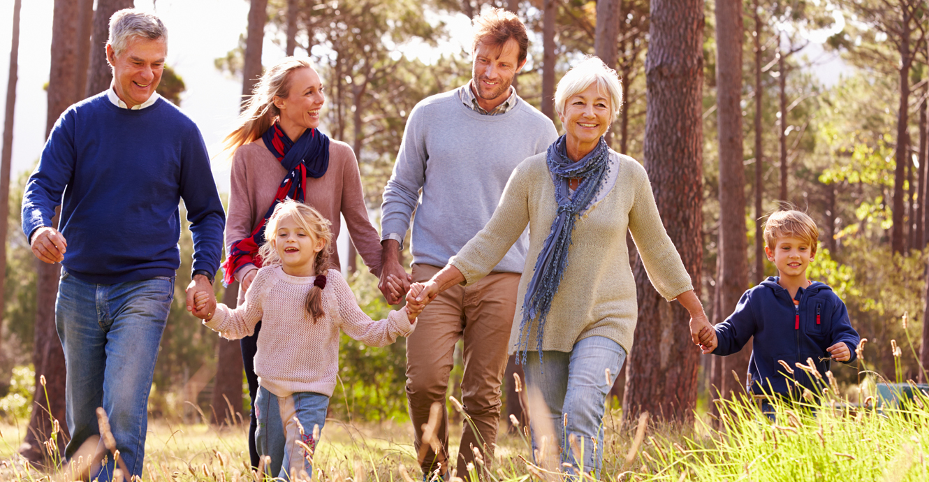 multigenerational family hiking